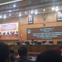 Giat rapat paripurna ke 45 masa sidang III DPRD kab demak.