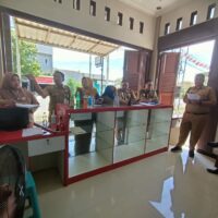 Visitasi apotek Semar di Desa Ngelowetan Kecamatan Mijen Kabupaten Demak