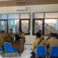 Mengikuti Rapat Desk Sistem Elektronik Perangkat Daerah
