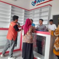 Visitasi Alfa Apotek di Jl. Sultan Fatah No. 617 A Kelurahan Bintoro Kecamatan Demak