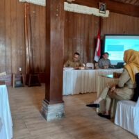 rapat pembahasan formulir UKL-UPL Gudang