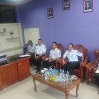 Rapat koordinasi terkait aduan masyarakat pasar sayung perihal dugaan penyalahgunaan dan pelanggaran ketentuan izin pada surat persetujuan tempat berjualan