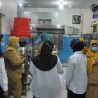 kegiatan pengecekan lapangan terkait terizinan Sertifikat Laik Higiene Sanitasi Jasa Boga